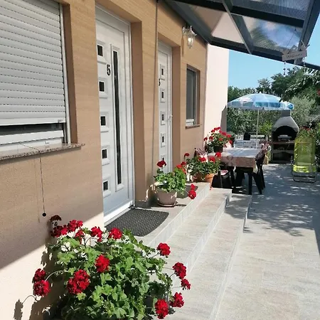 Katarina Guest house 3*
