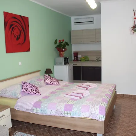 Guest house Katarina 3*
